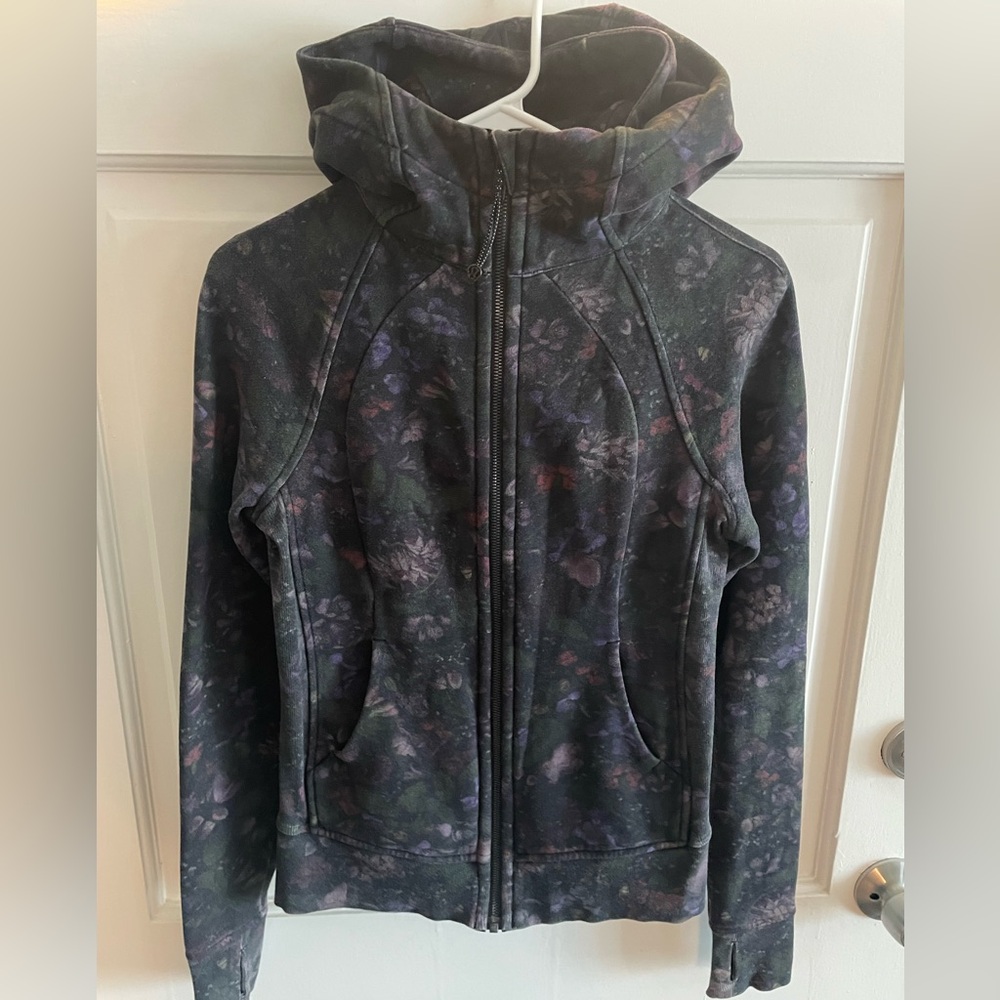Lululemon Athletica Scuba Hoodie in Frozen Flourish Multi